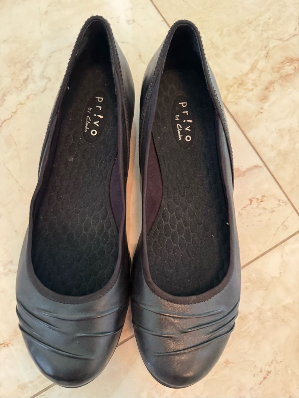 Privo by Clarks - Women's Black Ballet Flats size 10